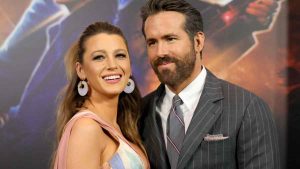 Blake Lively lució su pancita de embarazo al hacer emotivo homenaje a su esposo Ryan Reynolds