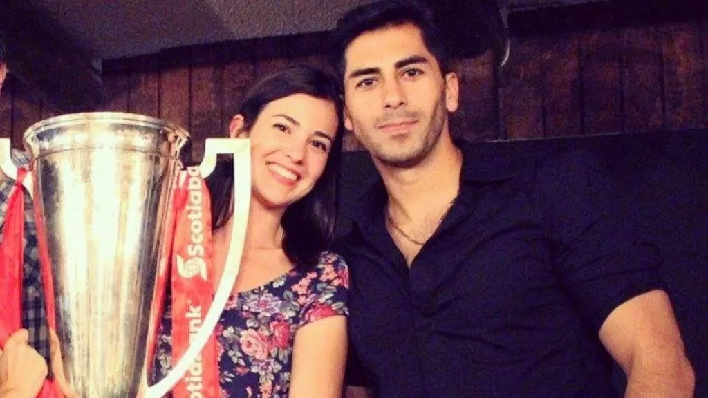 Johnny Herrera Expareja Steffi Scholtbach