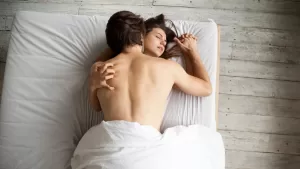 La anaconda chupetera: la postura sexual que se roba la atención de las chilenas por el placer que genera