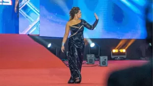 "Cada una tiene también sus propios espacios": Laura de la Fuente  explica el motivo porque no desfiló con su madre en la Gala de Viña
