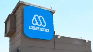 Ex director ejecutivo de Mega especula una "mano negra" en su salida: "No creo que esta decisión se haya tomado en tres días"