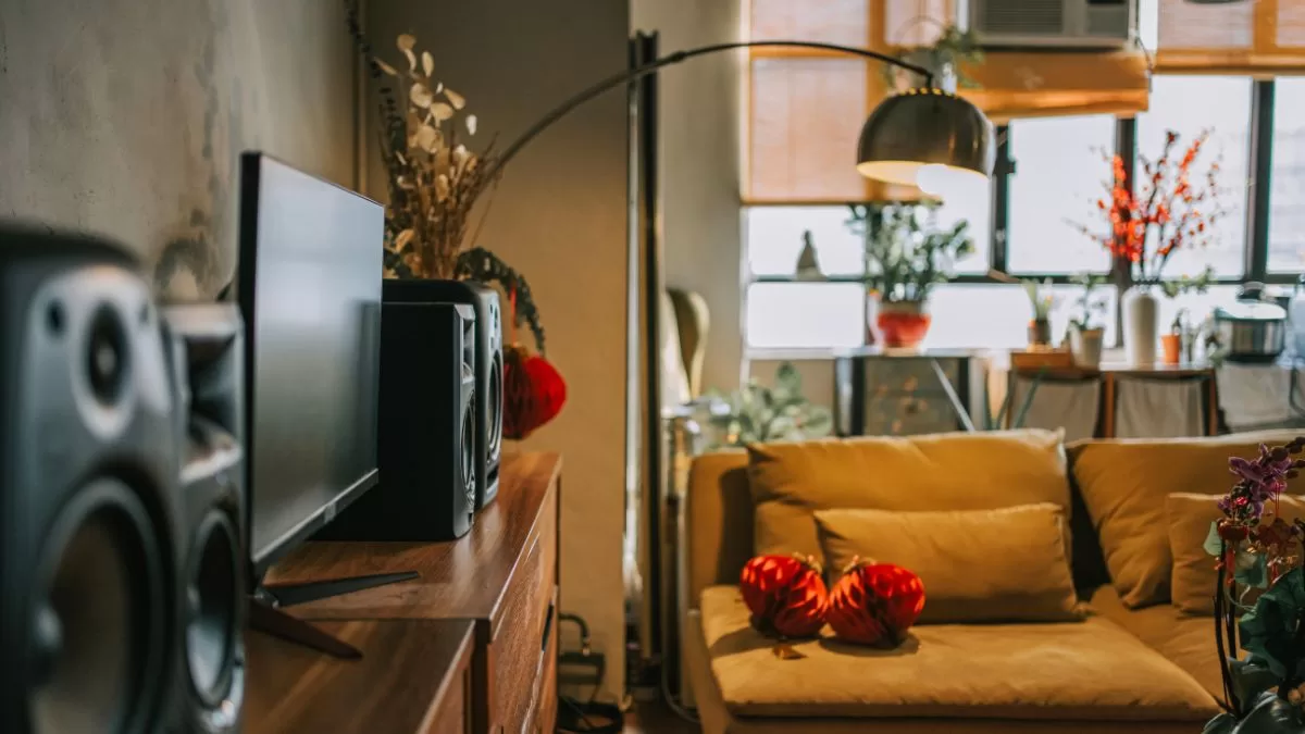 Cómo iluminar tu casa para atraer el bienestar y la armonía, según el Feng Shui