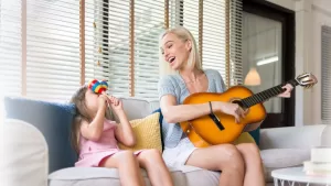10 canciones para celebrar el Día de la Madre, según FMDOS