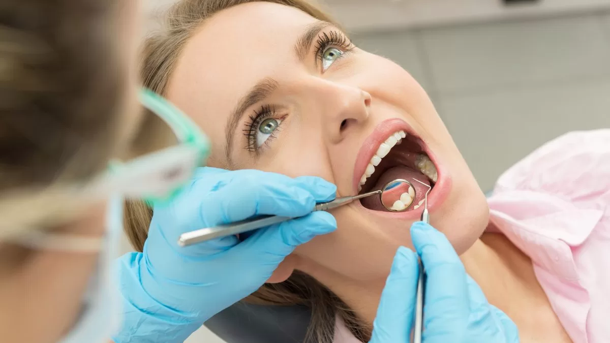 Con esta famosa infusión puedes eliminar el sarro dental: la encuentras en todos los supermercados del país